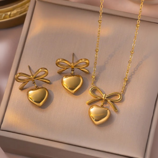 LILY Bow-Heart Necklace & Earrings Set