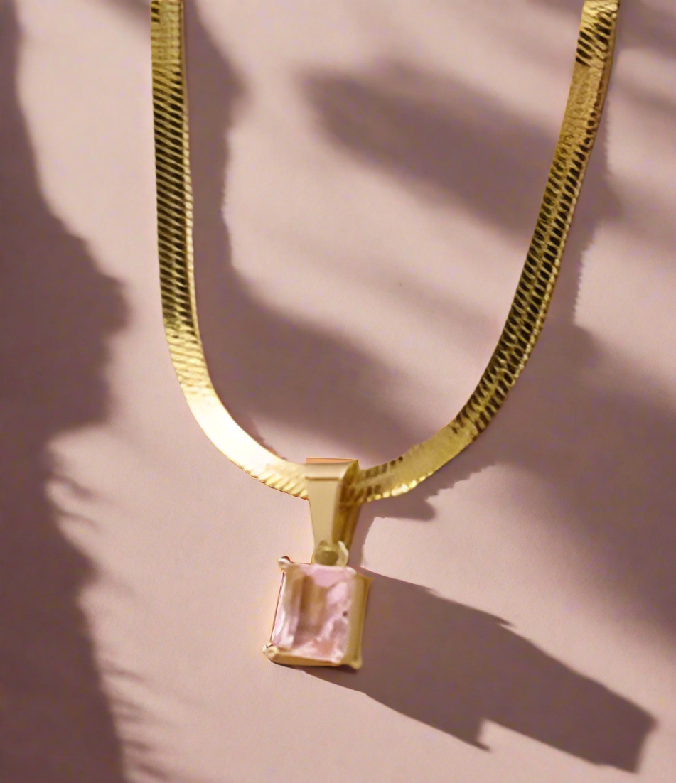ROSE Flat Necklace with Pendant