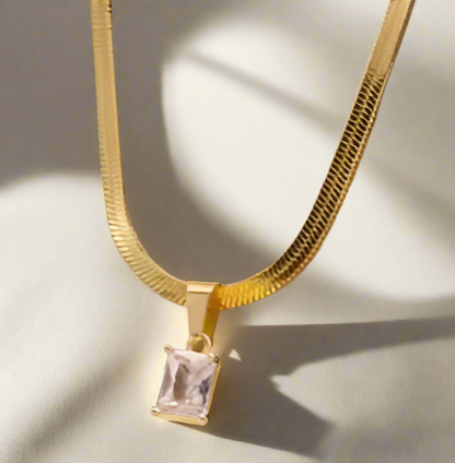 ROSE Flat Necklace with Pendant