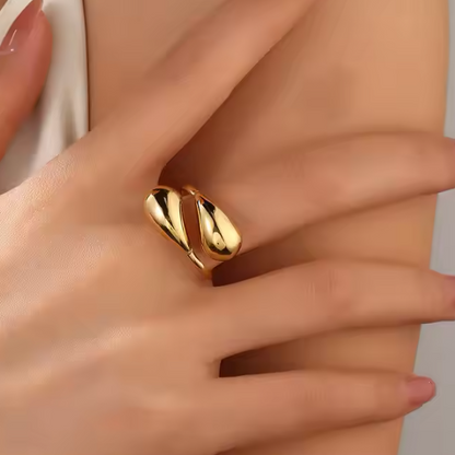 ISLA Tear Drop Bangel and Ring Set