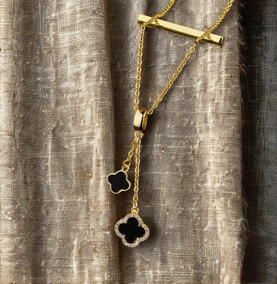 EMILY Double Clover Necklace